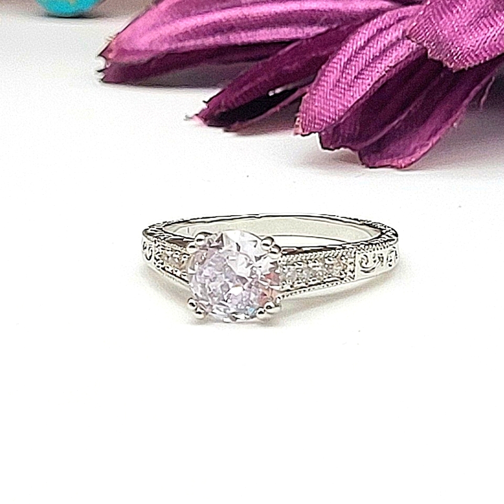 Solitaire ring with intricate band detailing, high set, New! Multiple sizes - Picture 4 of 11